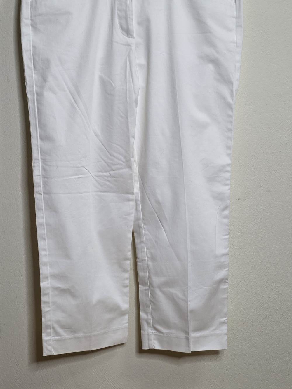LOFT White Women's Pants - Classic Clean Finish
